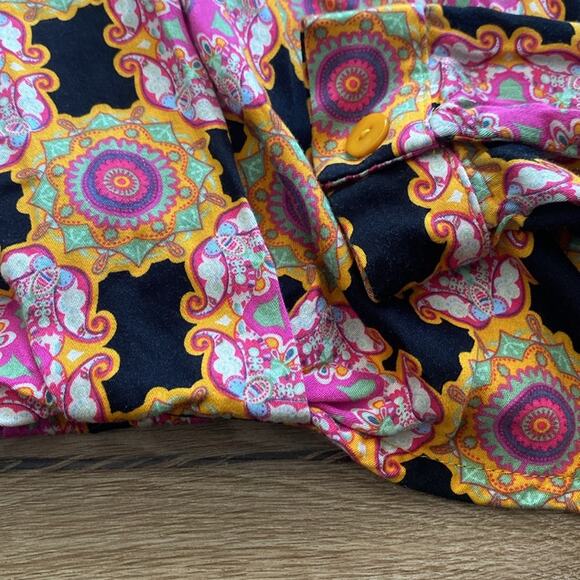 HAUTE HIPPIE Medallion black Pink Wrap Long Sleeve Top sz M - Picture 5 of 8